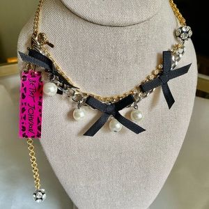 Vintage Betsey Johnson Pearl Bow Necklace